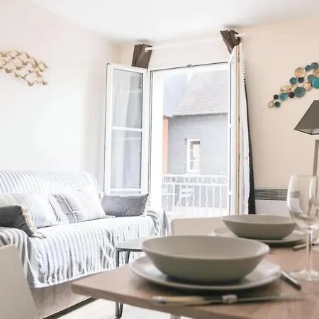 Le Bouloir-appartement Avec Balcon Et Parking Prive Apartment Honfleur